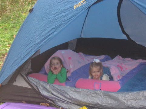 2006_09_29 Jane and Cate in tent.jpg